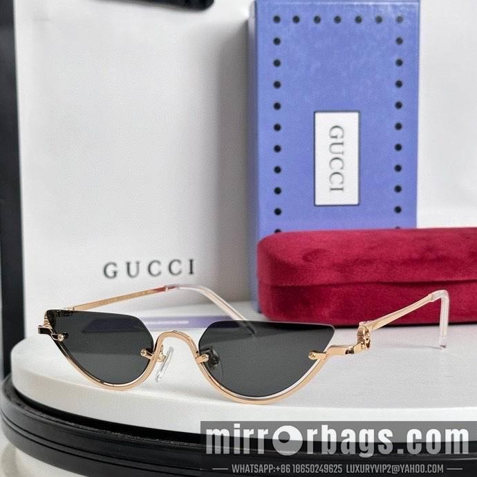 Gucci Glasses smx165
