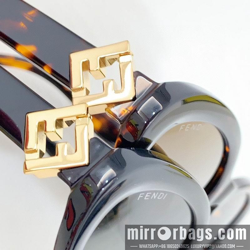 Fendi Glasses smh32