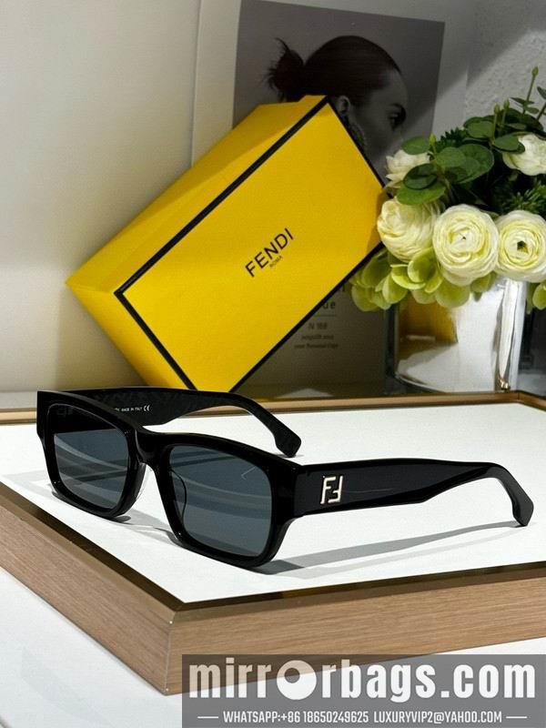 Fendi Glasses smh108