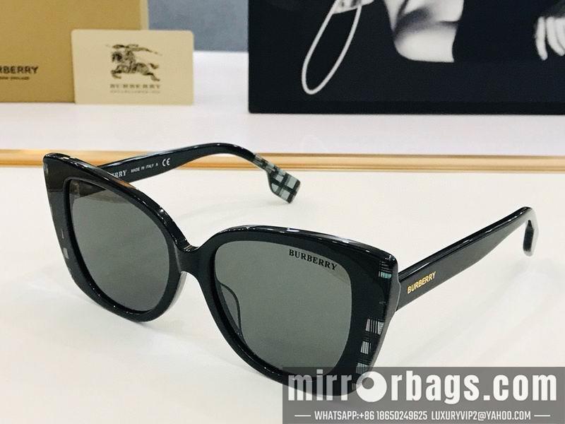 Burberry Glasses smx20
