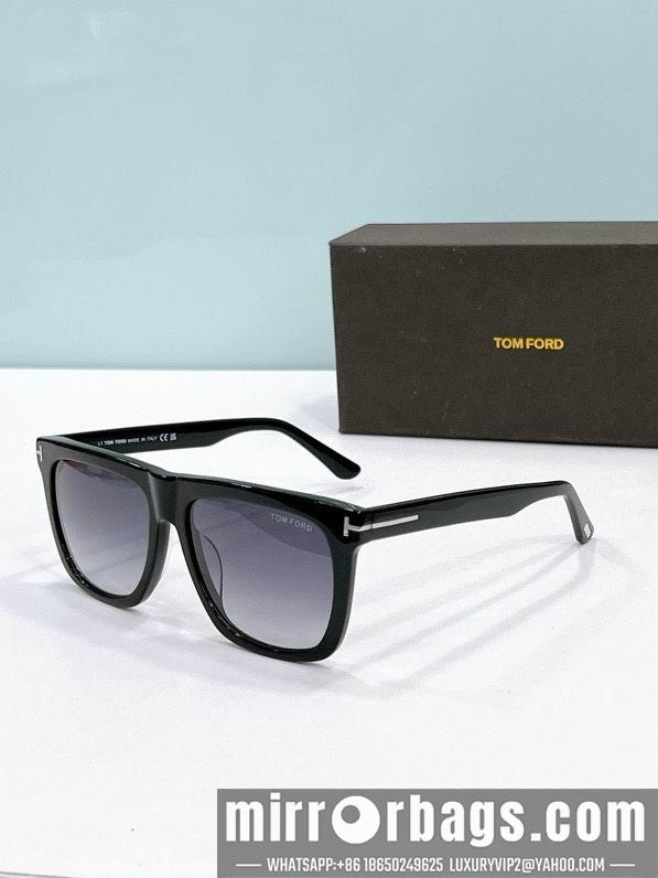 Tom Ford Glasses smx127