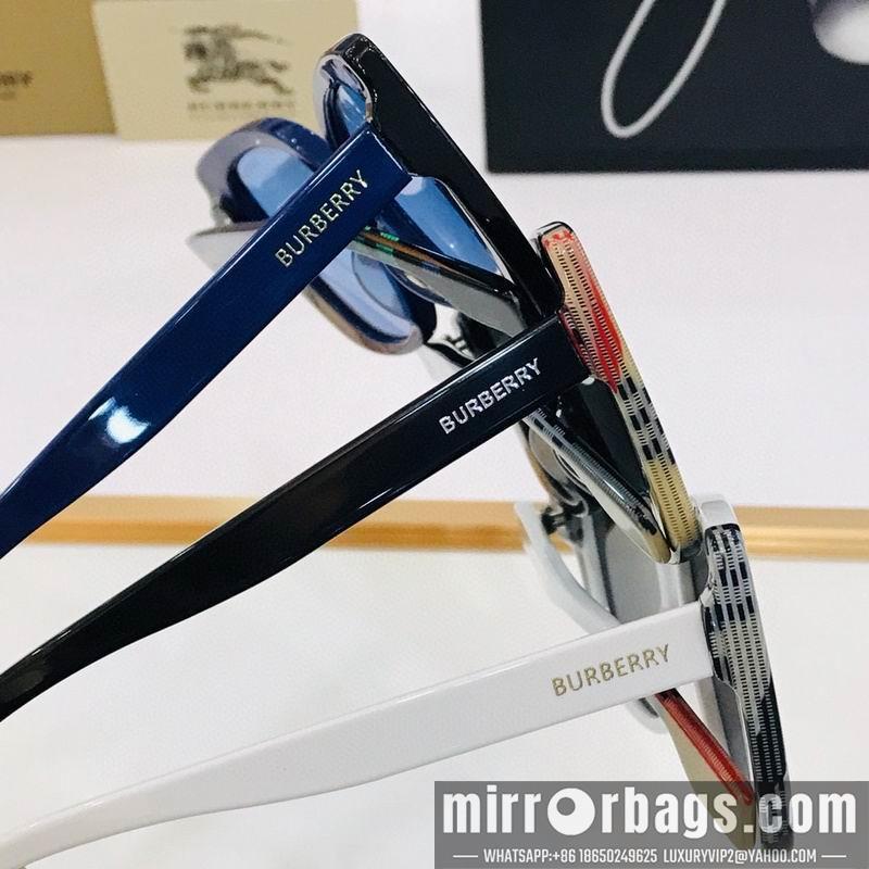 Burberry Glasses smx20