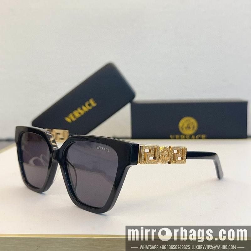 Versace Glaases smx163