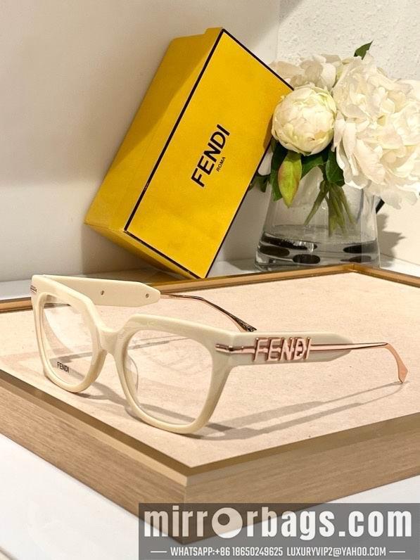 Fendi Glasses smx48