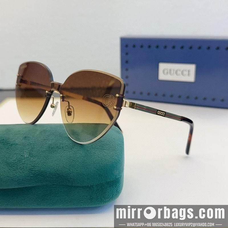 Gucci Glasses smx132