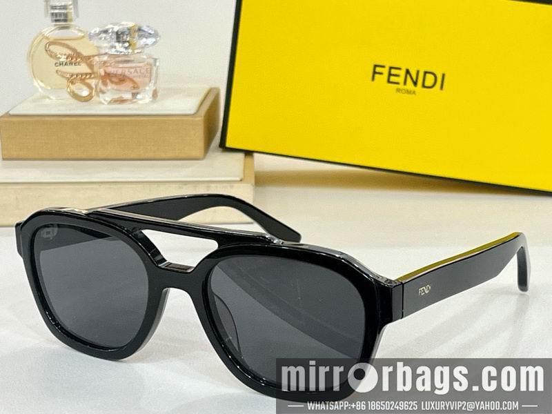 Fendi Glasses smx83