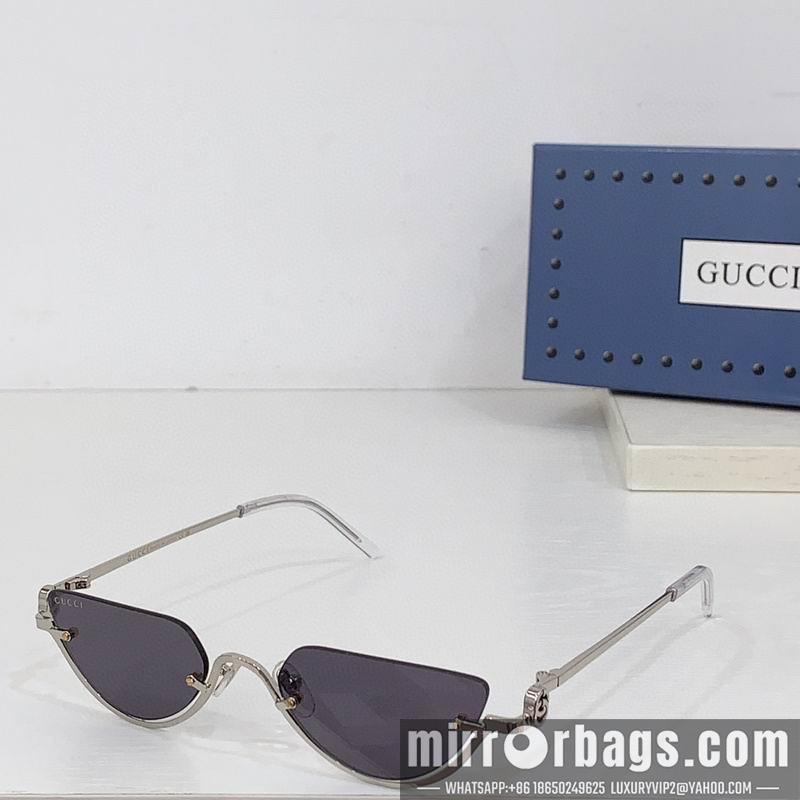 Gucci Glasses smr55