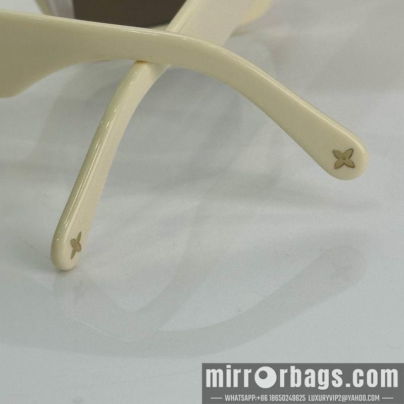 LV Glasses smx105
