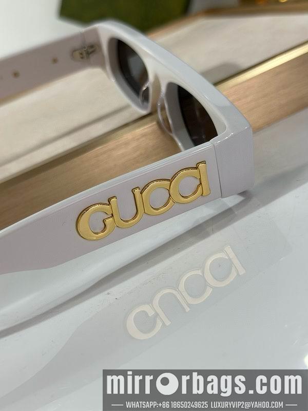 Gucci Glasses smx95