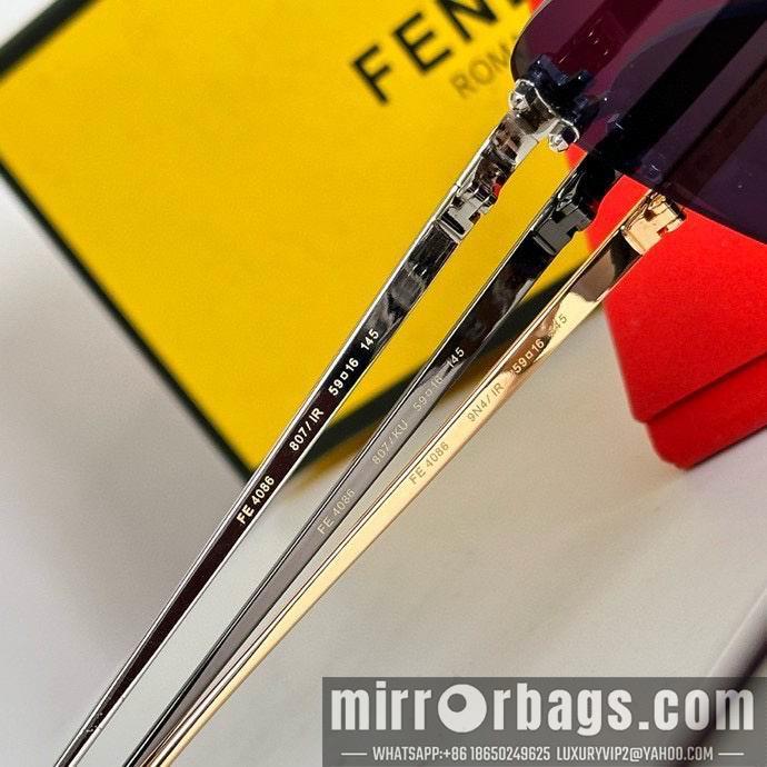 Fendi Glasses smx125