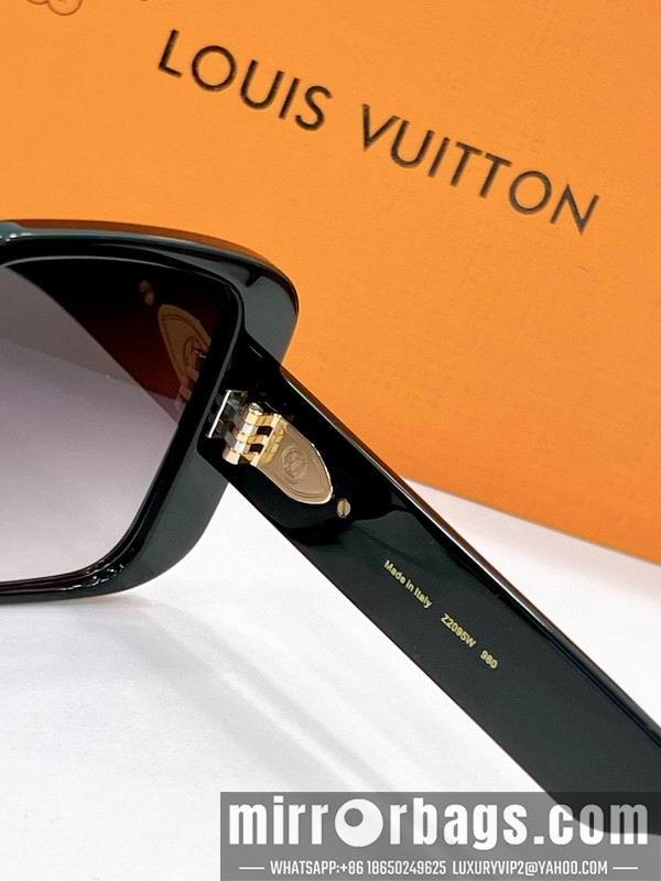 LV Glasses smh105