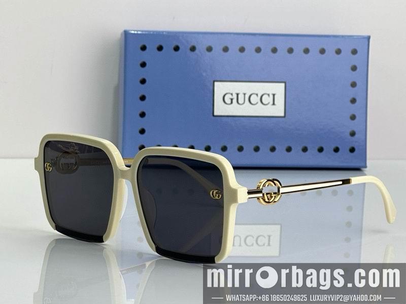 Gucci Glasses smx80