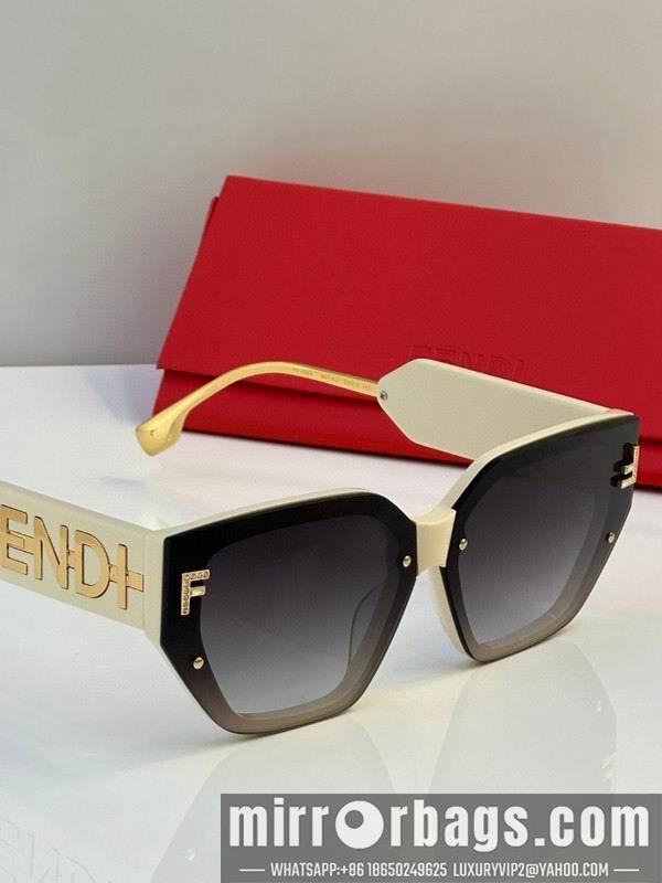 Fendi Glasses smh76
