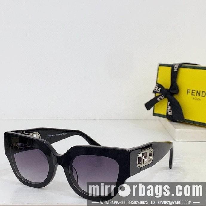 Fendi Glasses smx156
