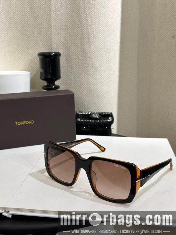 Tom Ford Glasses smx112