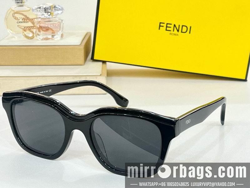 Fendi Glasses smx81
