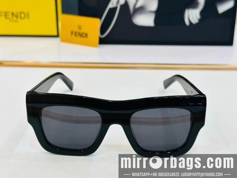 Fendi Glasses smx120