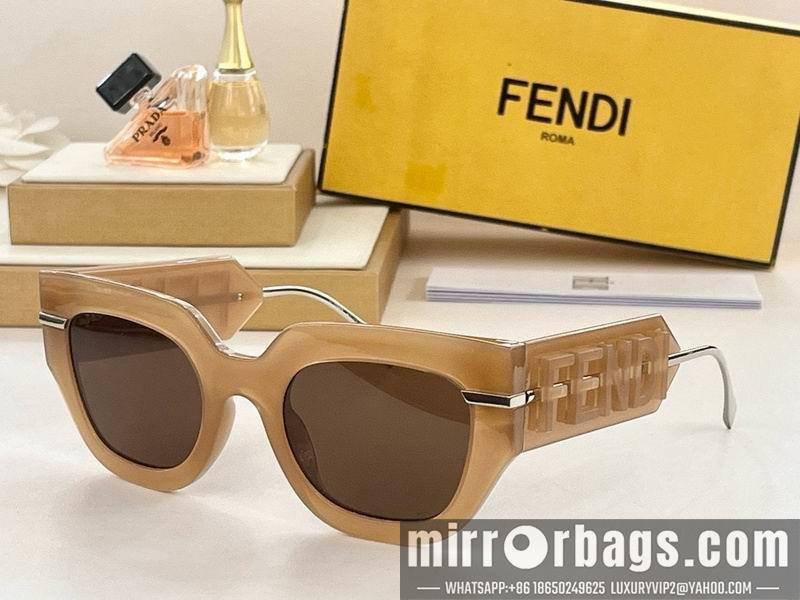 Fendi Glasses smx82