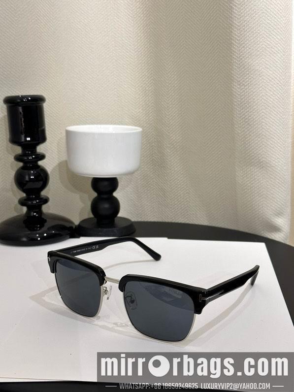 Tom Ford Glasses smx108
