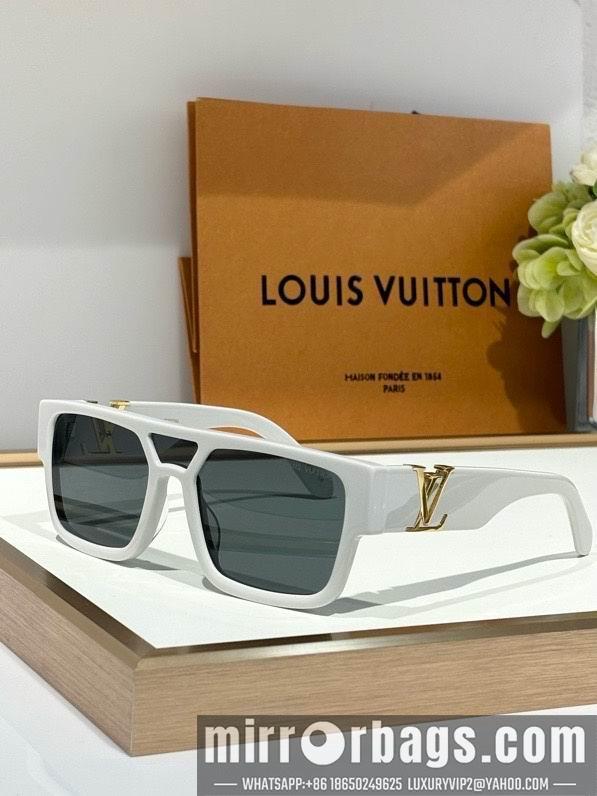 LV Glasses smx204