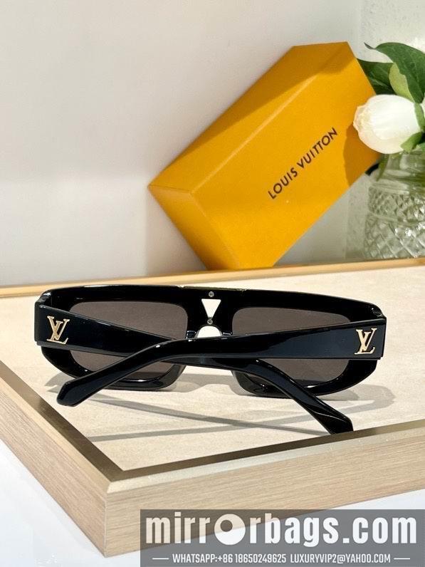 LV Glasses smx201