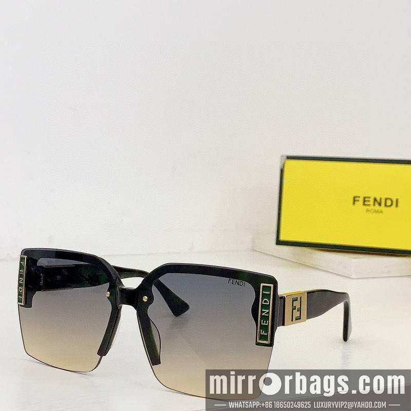 Fendi Glasses smx42