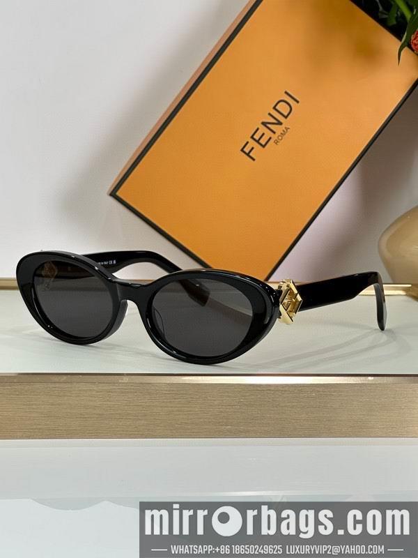 Fendi Glasses smh72