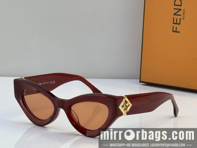 Fendi Glasses smh81
