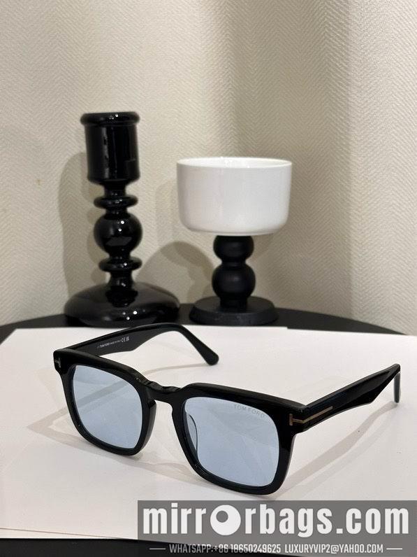 Tom Ford Glasses smx107
