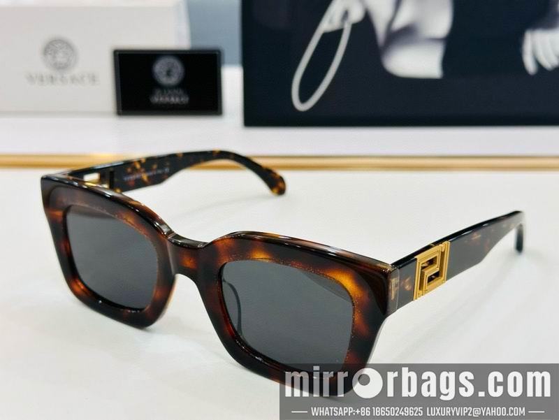 Versace Glaases smx59