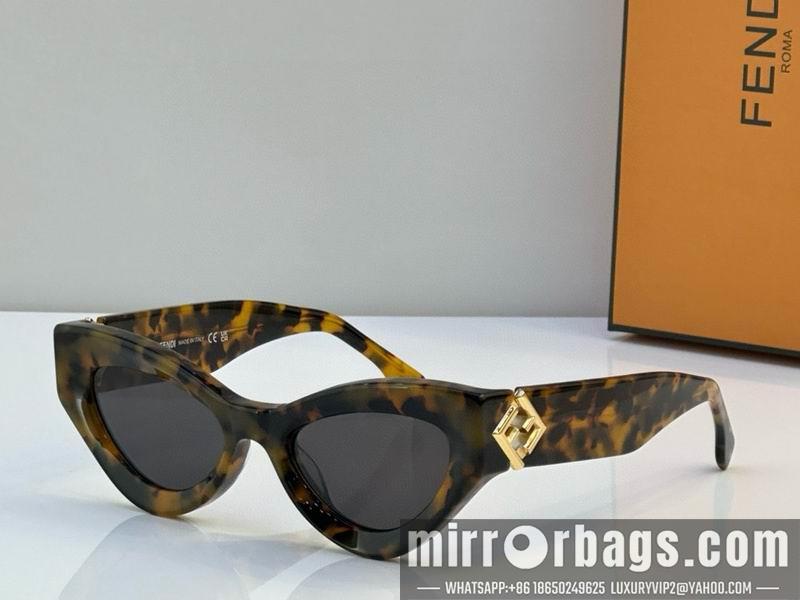 Fendi Glasses smh81