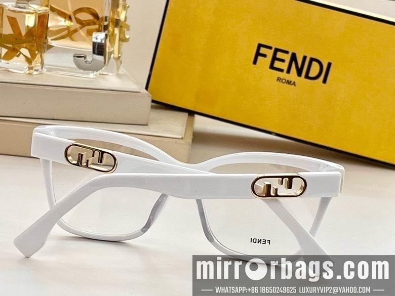 Fendi Glasses smx51