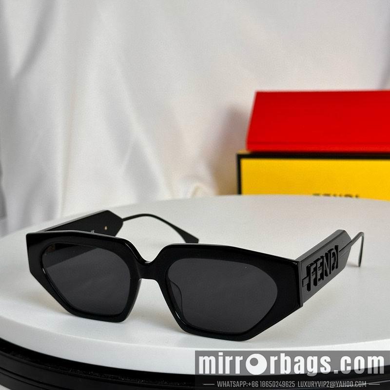 Fendi Glasses smx88