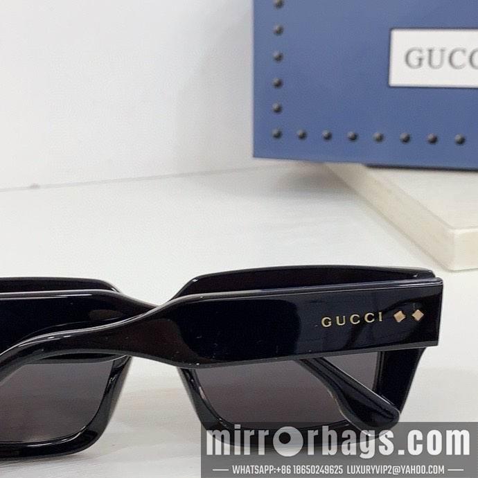 Gucci Glasses smx209