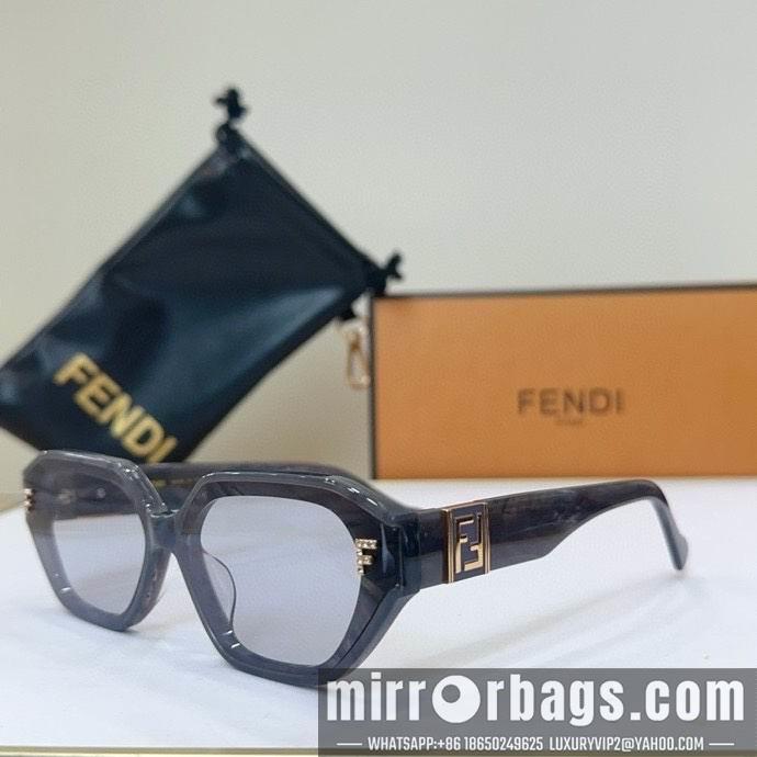 Fendi Glasses smh09