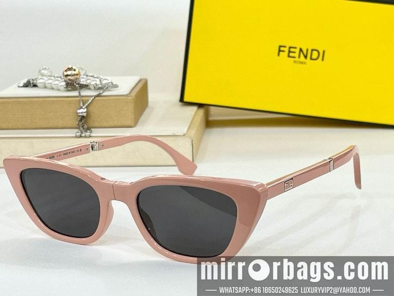 Fendi Glasses smx60
