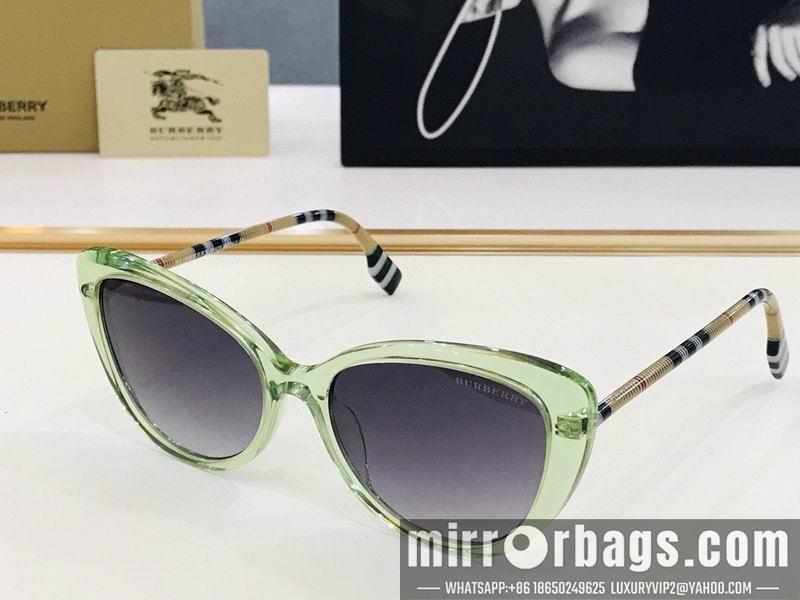 Burberry Glasses smx21