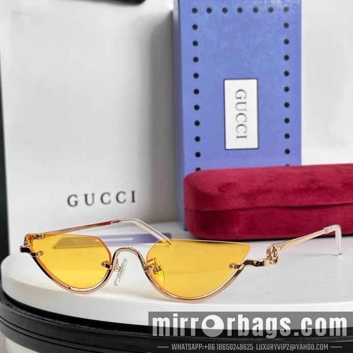 Gucci Glasses smx165