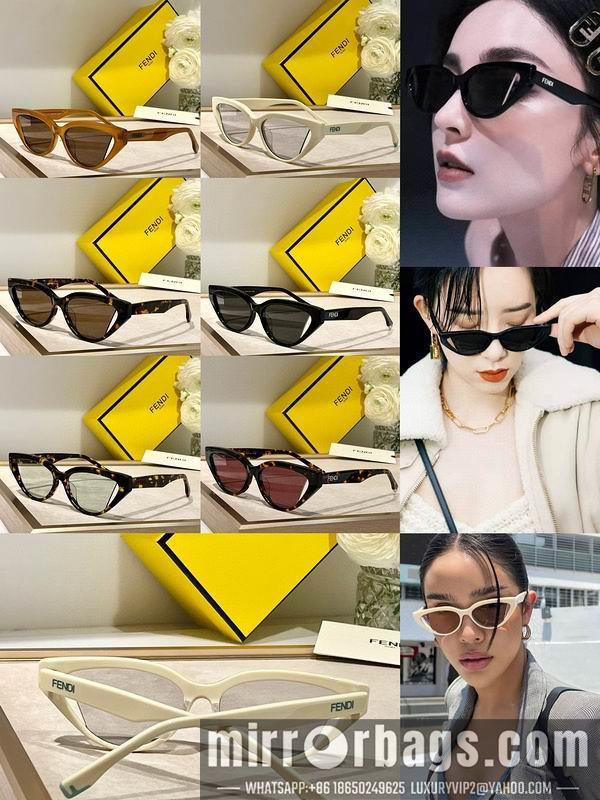 Fendi Glasses smx68