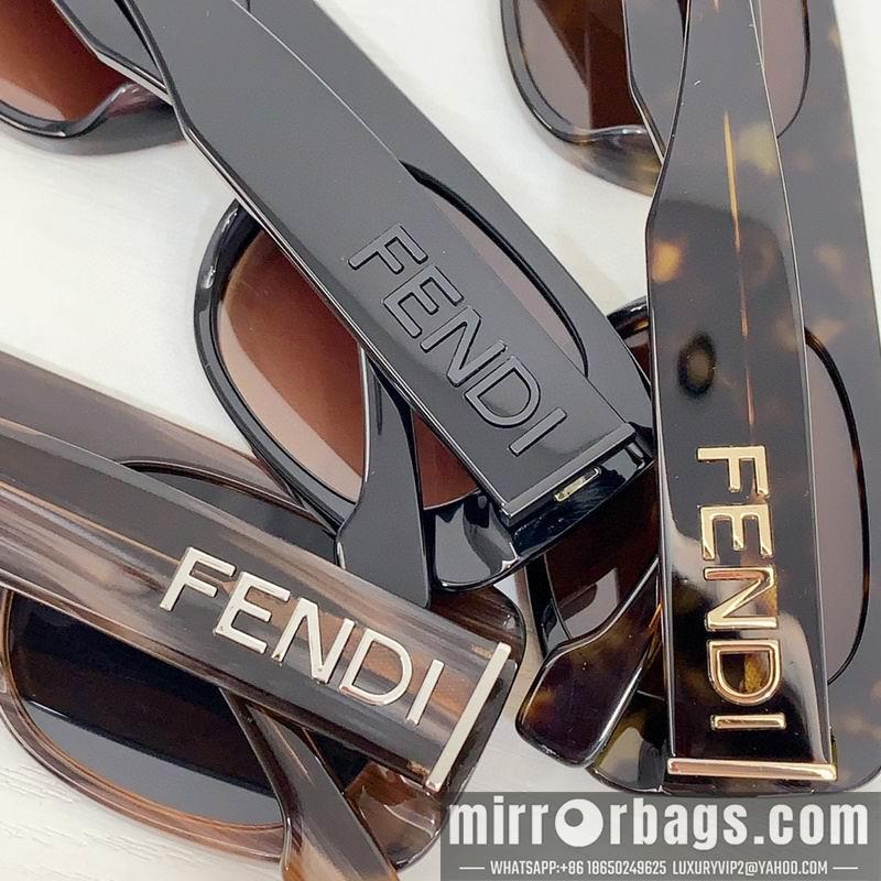 Fendi Glasses smh28