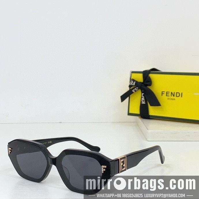 Fendi Glasses smx158