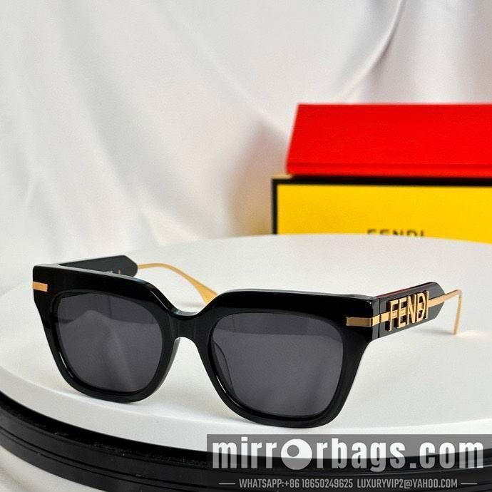 Fendi Glasses smx63