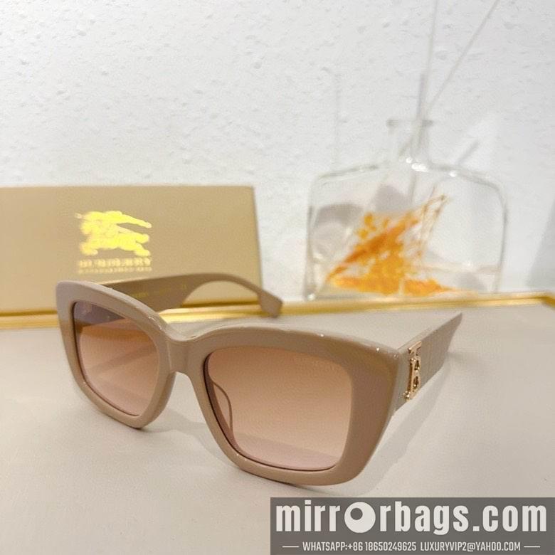Burberry Glasses 010201