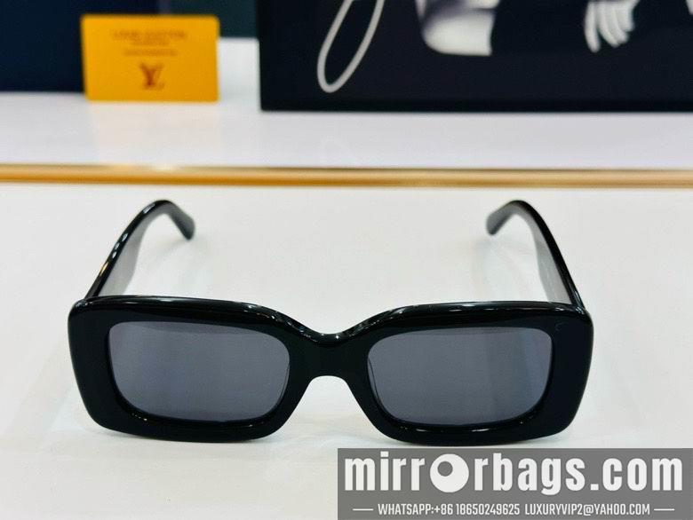 LV Glasses smr68