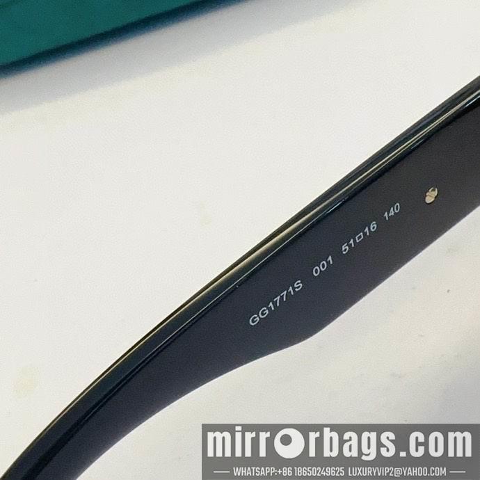 Gucci Glasses smx118