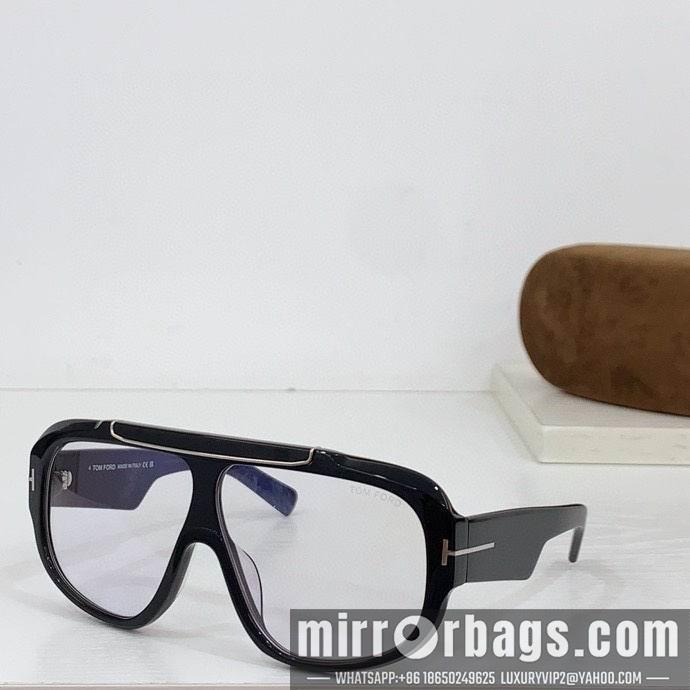 Tom Ford Glasses smx147