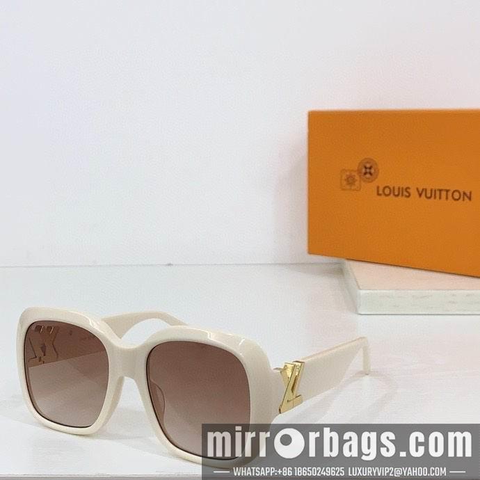 LV Glasses smr17