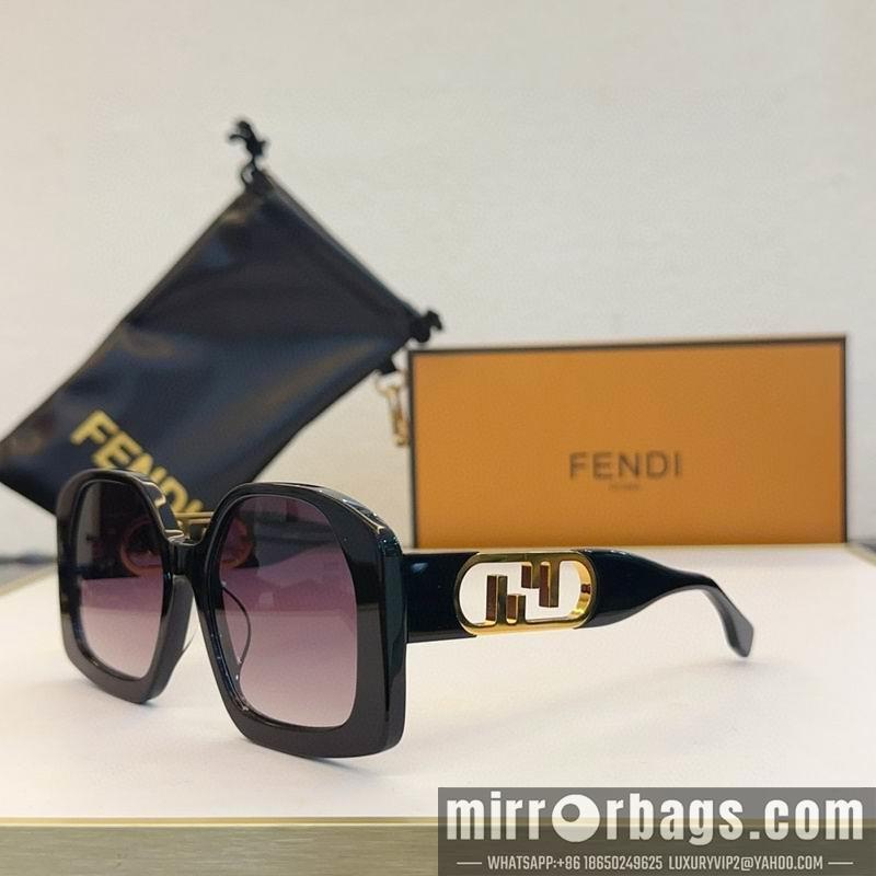 Fendi Glasses smx148