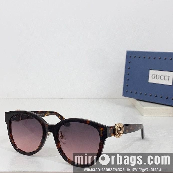 Gucci Glasses smx138
