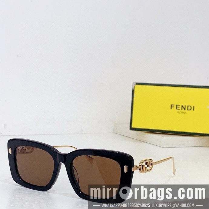 Fendi Glasses smx40